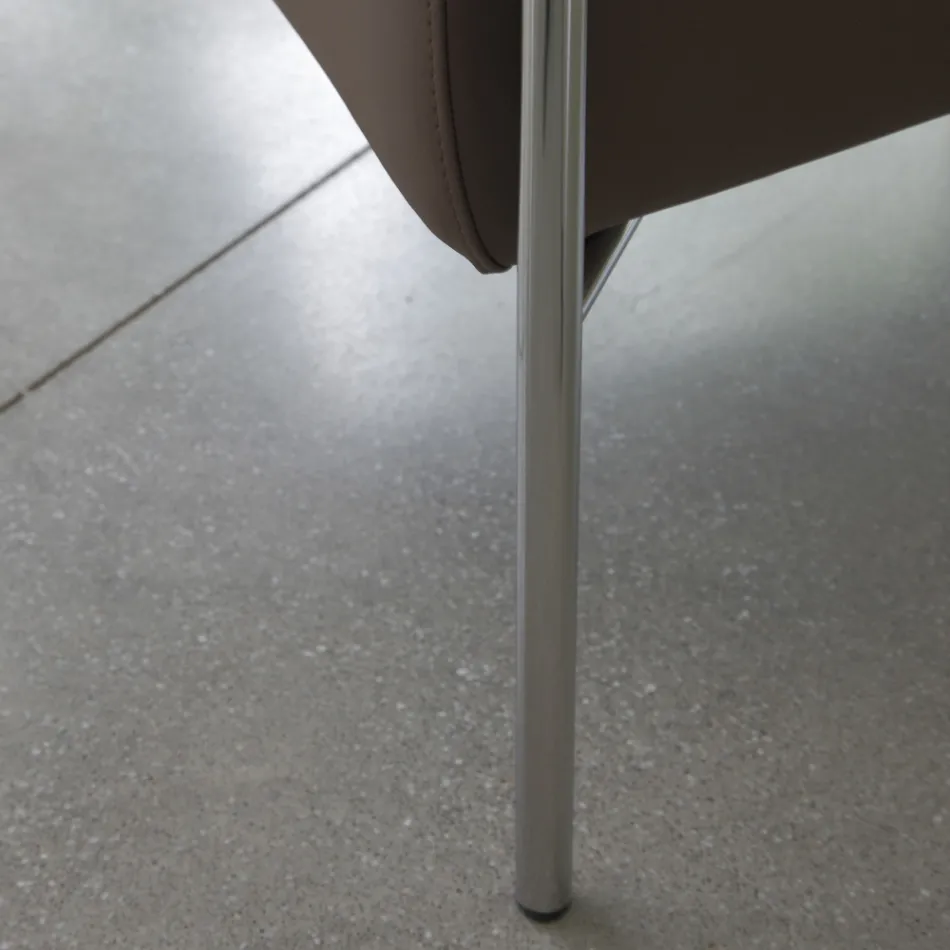 Poltroncina in Metallo e Seduta in Ecopelle Made in Italy - Menta Viadurini