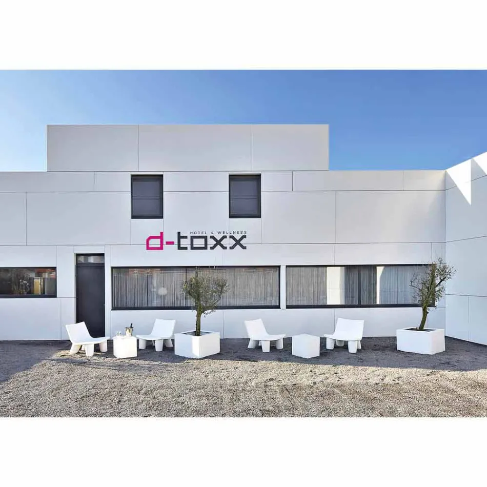 Poltroncina lounge di design Slide Low Lita colorata made in Italy Viadurini