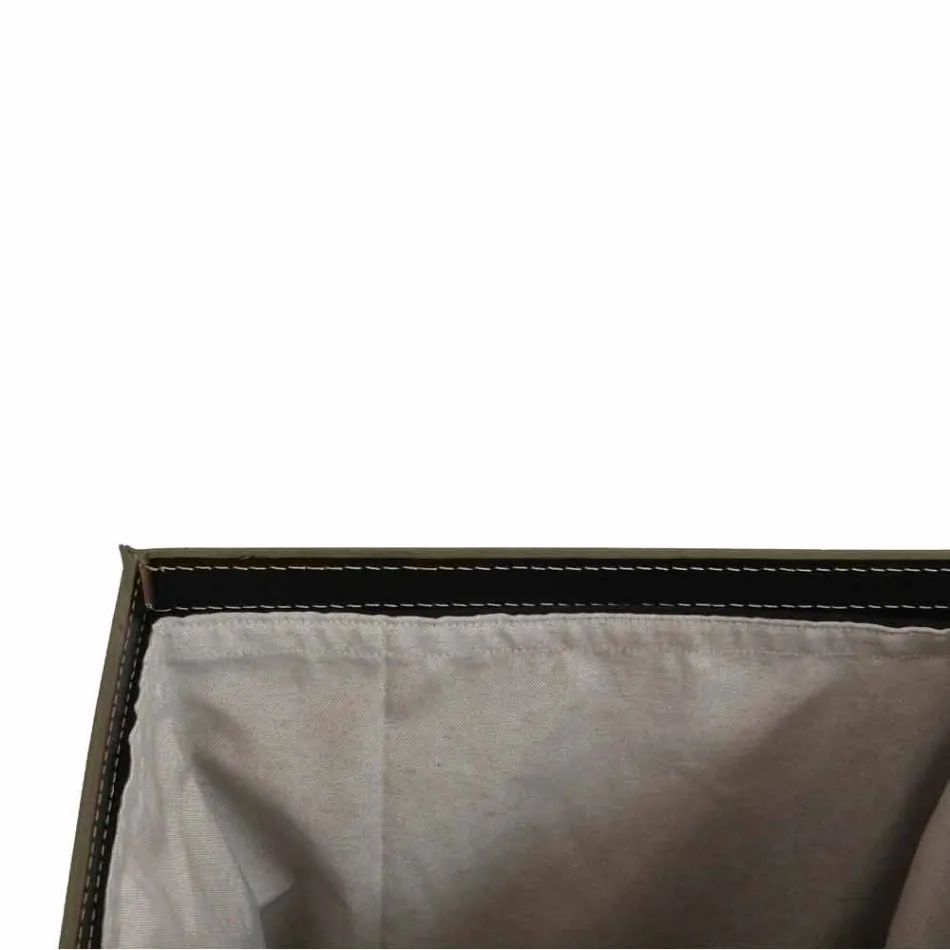 Portabiancheria in cuoio a base rettangolare di design Peter Viadurini