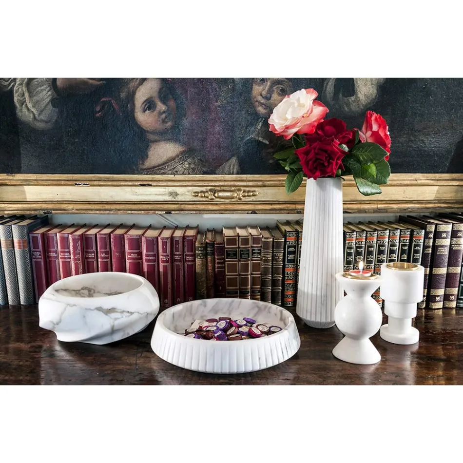 Portacandele Basso in Marmo Bianco di Carrara e Ottone Made in Italy - Benton Viadurini