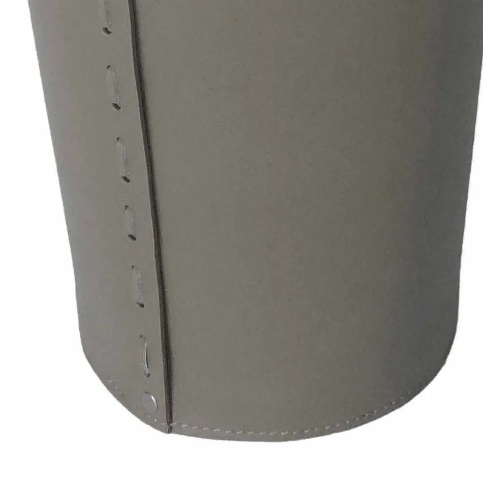 Portalegna, portaferri e ferri per camino in cuoio Nicad,made in Italy Viadurini