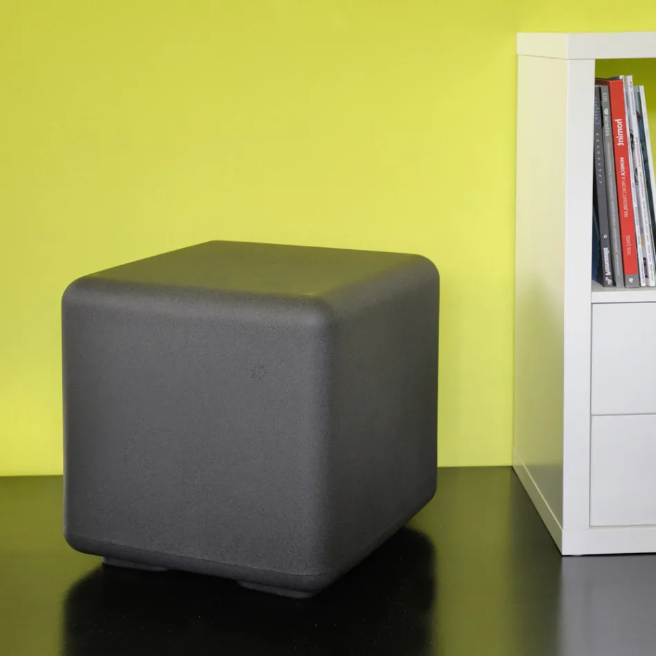 Pouf Tavolino da Giardino in Polietilene Colorato Made in Italy - Colores Viadurini