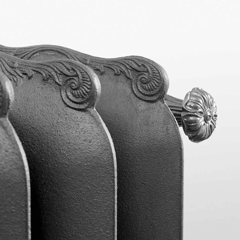 Radiatore idraulico retrò in ghisa a 3 colonne Tiffany by Scirocco H Viadurini