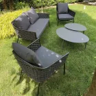 Salotto Composto da Divano, Poltrone e 2 Tavolini in Alluminio - Yuma Viadurini