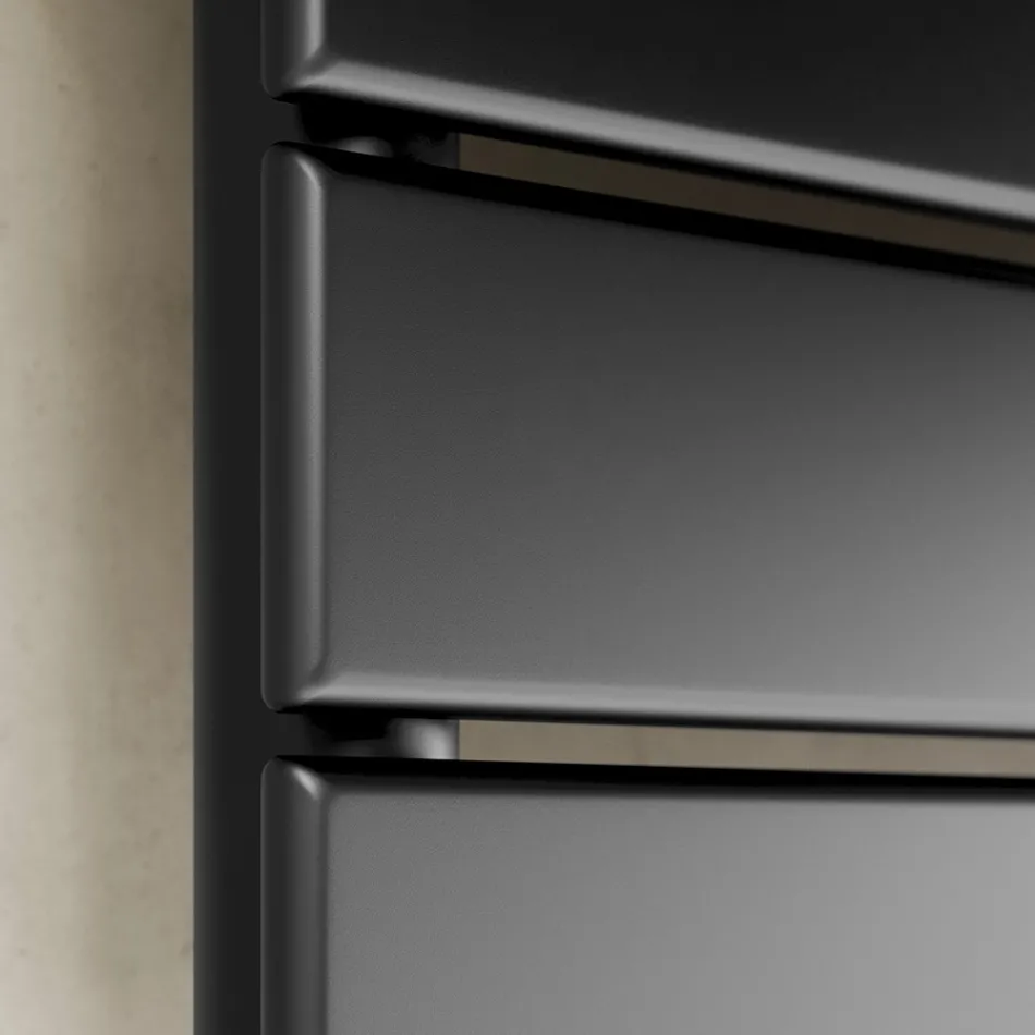 Scaldasalviette Idraulico in Acciaio al Carbonio Nero Made in Italy - Carezza Viadurini