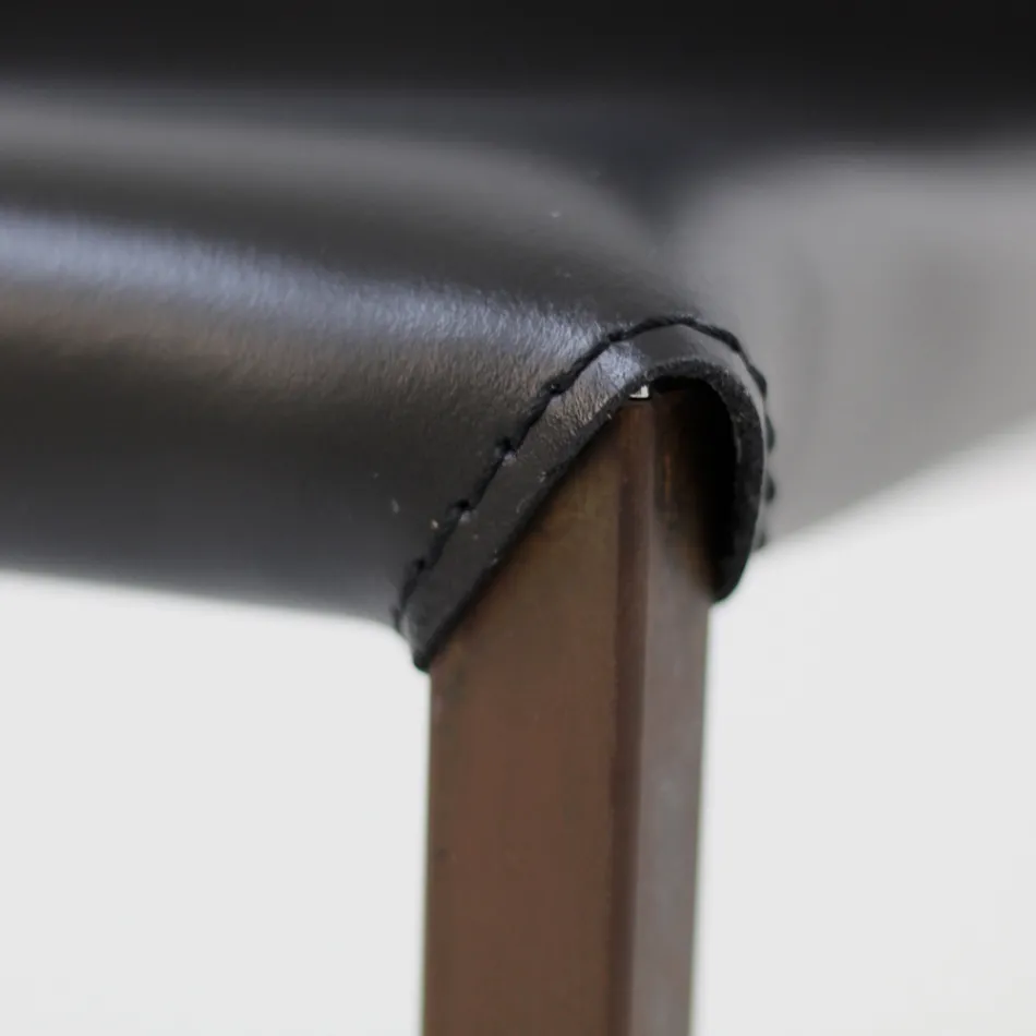 Sedia da Pranzo con Struttura in Corten e Seduta in Cuoio Made in Italy - Orietta Viadurini