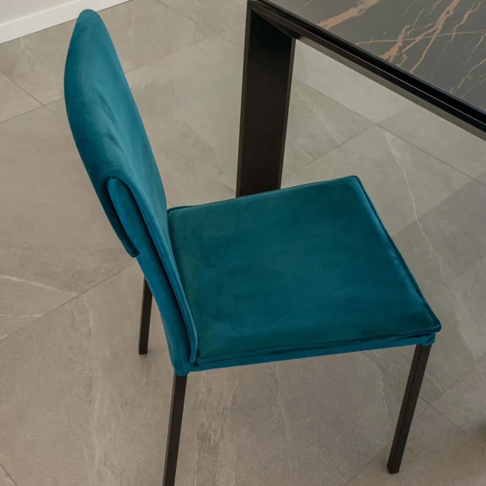 Sedia da Soggiorno in Velluto Antimacchia e Struttura Nera - Haroon Viadurini