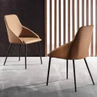 Sedia in Ecopelle con Schienale Decorato e Base in Metallo Nero, 2 Pezzi - Nima Viadurini