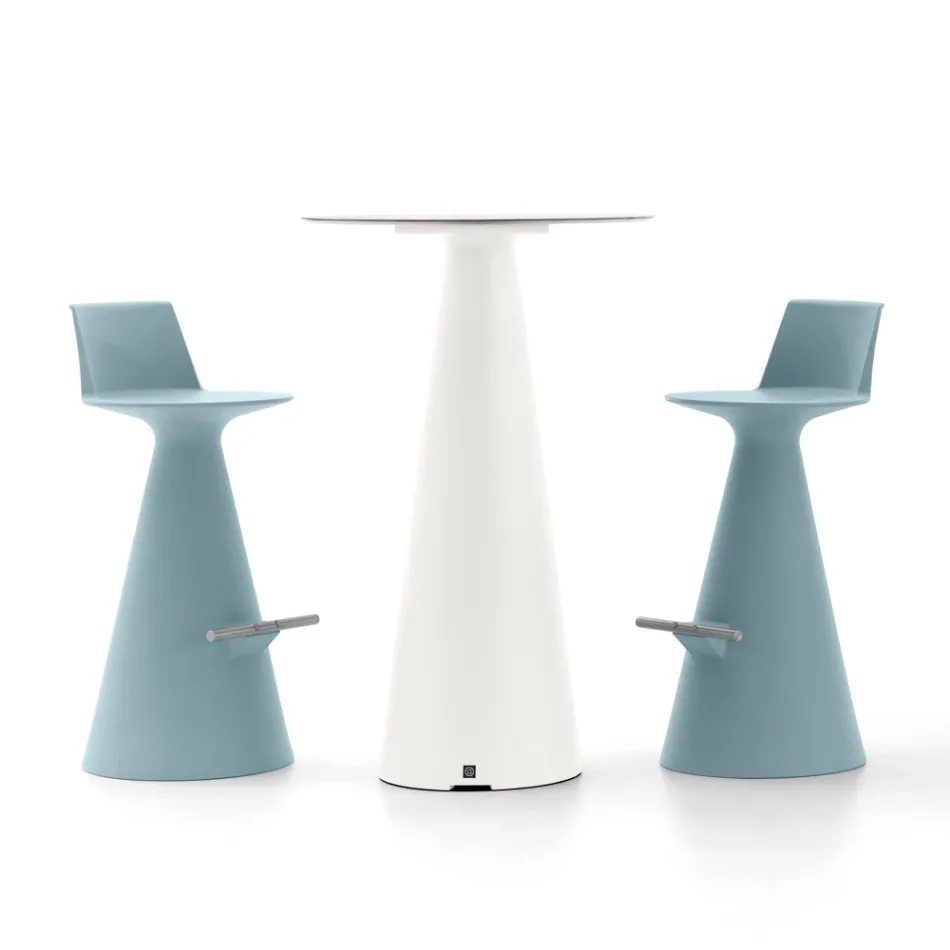 Sgabello da Soggiorno Realizzato in Polietilene con Poggiapiedi - Ellisse Viadurini