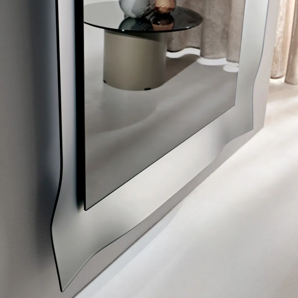 Specchio con Cornice Sagomata Disponibile in 3 Misure e 2 Colori - Carolina Viadurini