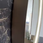 Specchio Rotondo a Parete con Cornice in Metallo Vari Colori e Luce Led - Renga Viadurini