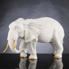Statuina a Forma di Elefante in Ceramica Lavorata a Mano Made in Italy - Fante Viadurini