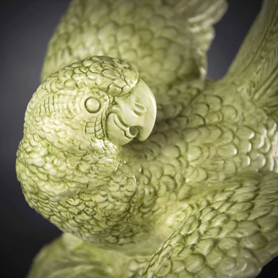 Statuina a Forma di Pappagallo in Ceramica Lavorata a Mano in Italia - Pagallo Viadurini