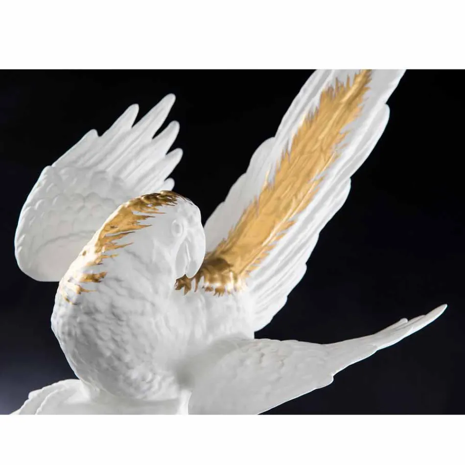 Statuina a Forma di Pappagallo in Ceramica Lavorata a Mano in Italia - Pagallo Viadurini