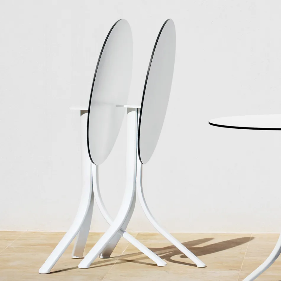 Tavolino da Esterno Tondo Reclinabile a 3 Gambe in Alluminio 2 Colori - Filomena Viadurini