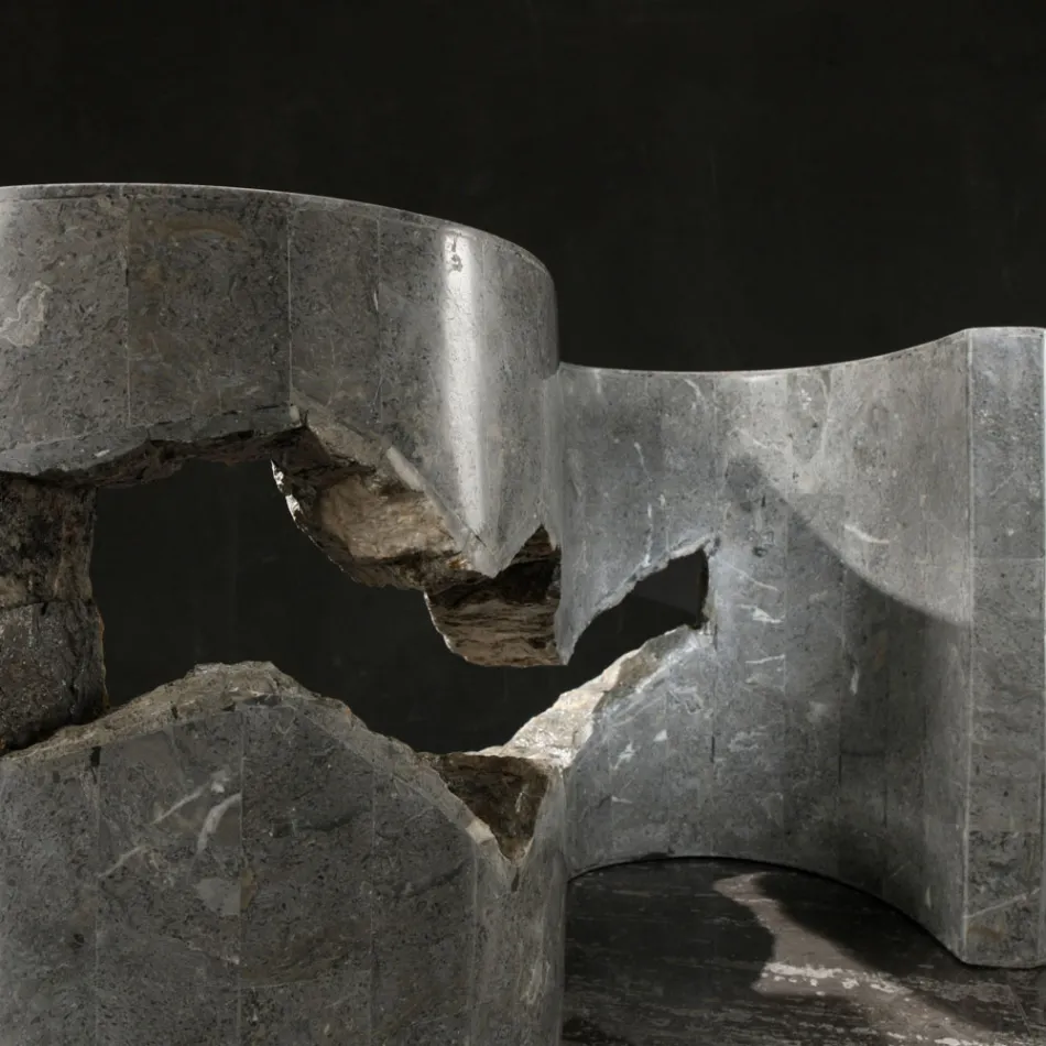 Tavolino da Salotto in Vetro Temperato con Base in Pietra Fossile - Jordan Viadurini