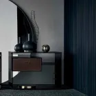 Tavolino Lato Divano o Comodino in Vetro Fumè con Cassetto in Cuoio - Linzy Viadurini