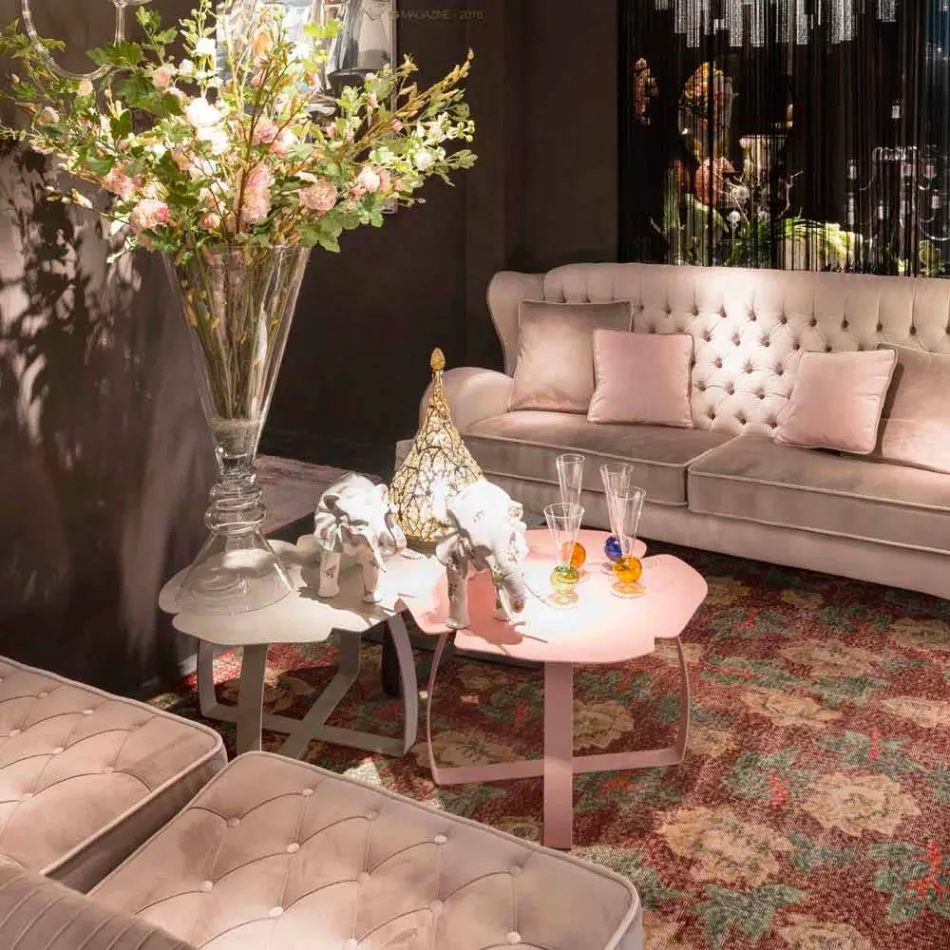 Tavolino moderno in metallo tagliato a laser forma di fiore Andy Viadurini