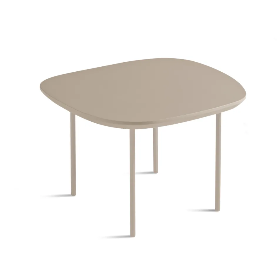Tavolino Sagomato in Mdf Disponibile in Due Misure e Più Colori - Navis Viadurini