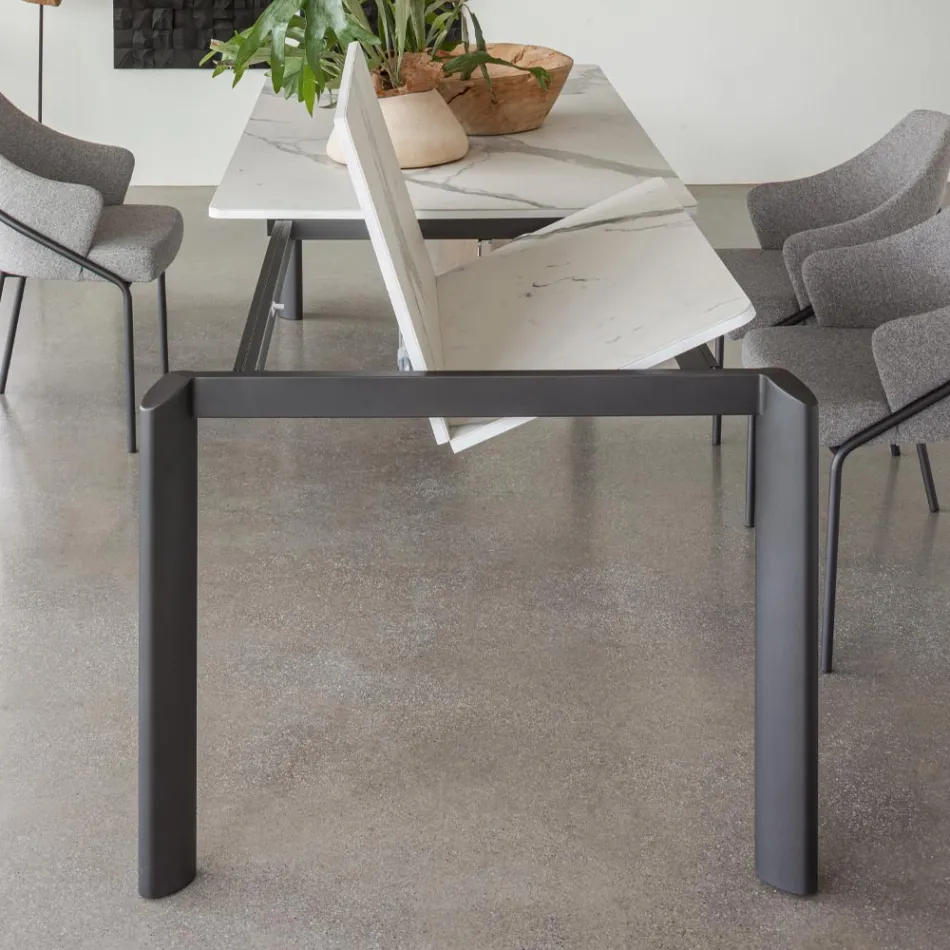 Tavolo Allungabile a 298 cm in Ceramica e Metallo Made in Italy - Tulipano Viadurini