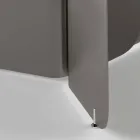 Tavolo con Piano Sagomato in Vetro e Base in Metallo Curvato - Piacere Viadurini