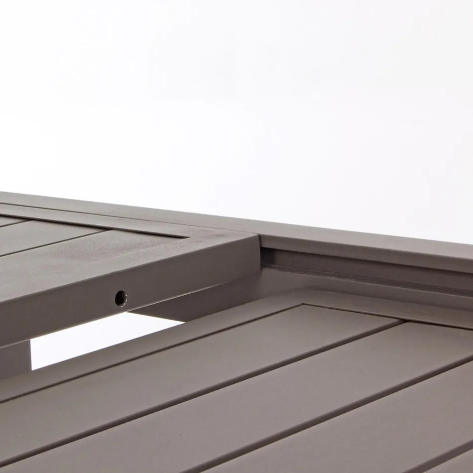 Tavolo da Giardino Allungabile Fino 240 cm in Alluminio Bianco o Tortora - Franz Viadurini