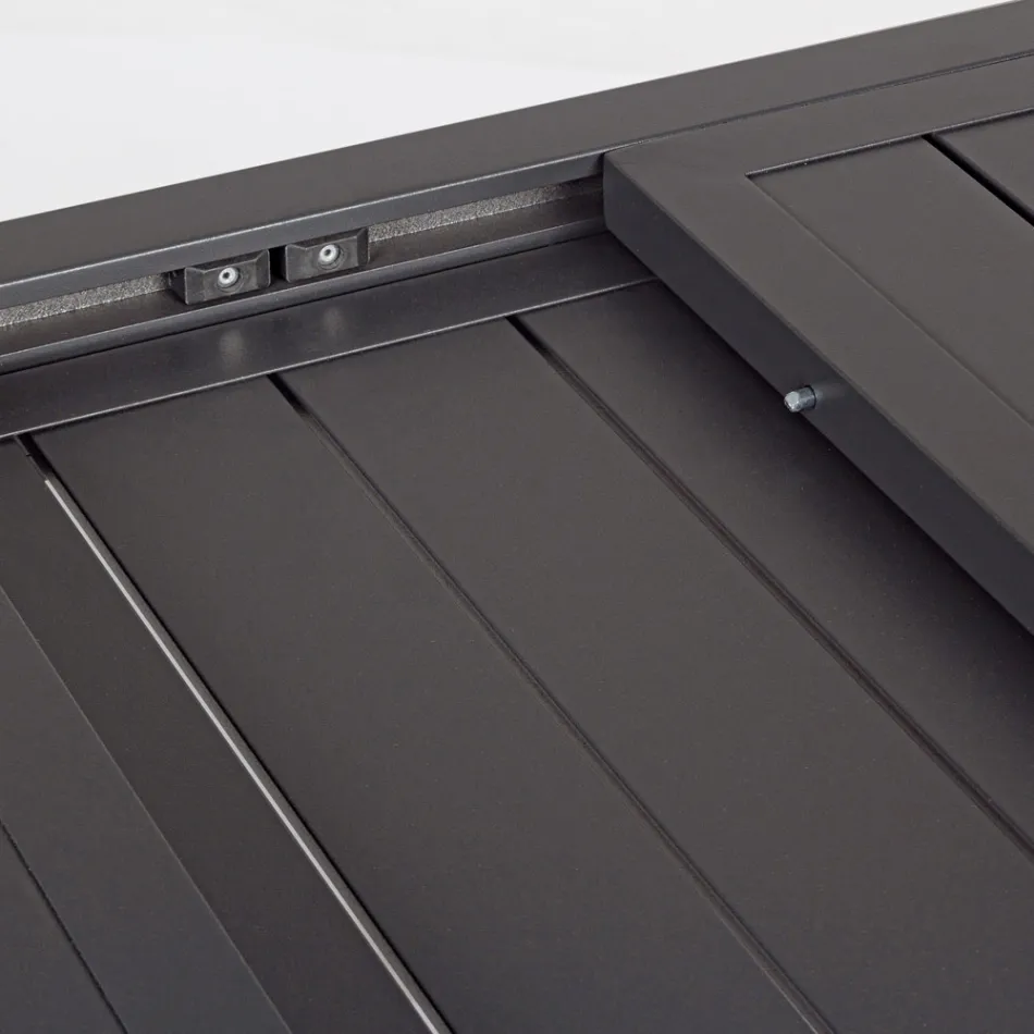 Tavolo da Giardino Allungabile Fino 240 cm in Alluminio Bianco o Tortora - Franz Viadurini