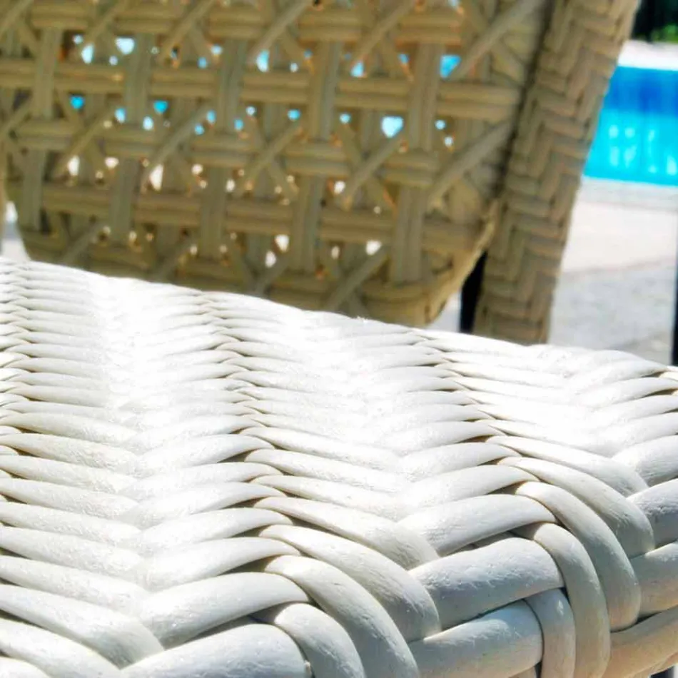 Tavolo da giardino di design con piano in vetro Romeo, fatto a mano Viadurini