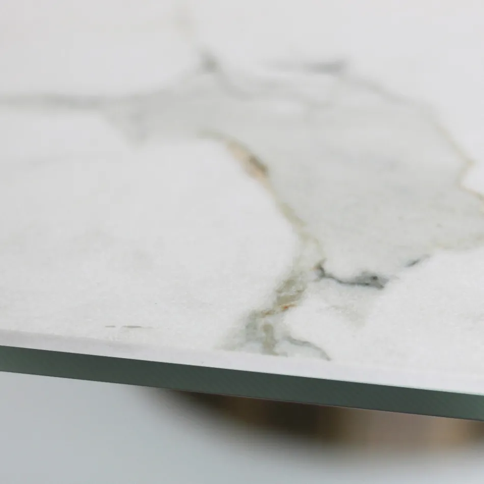 Tavolo Fisso con Base in Acciaio e Piano in Ceramica Made in Italy - Pantaloni Viadurini