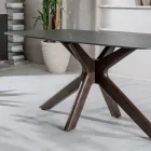 Tavolo Fisso con Piano in Ceramica e Base in Legno Massello di Noce - Arancio Viadurini