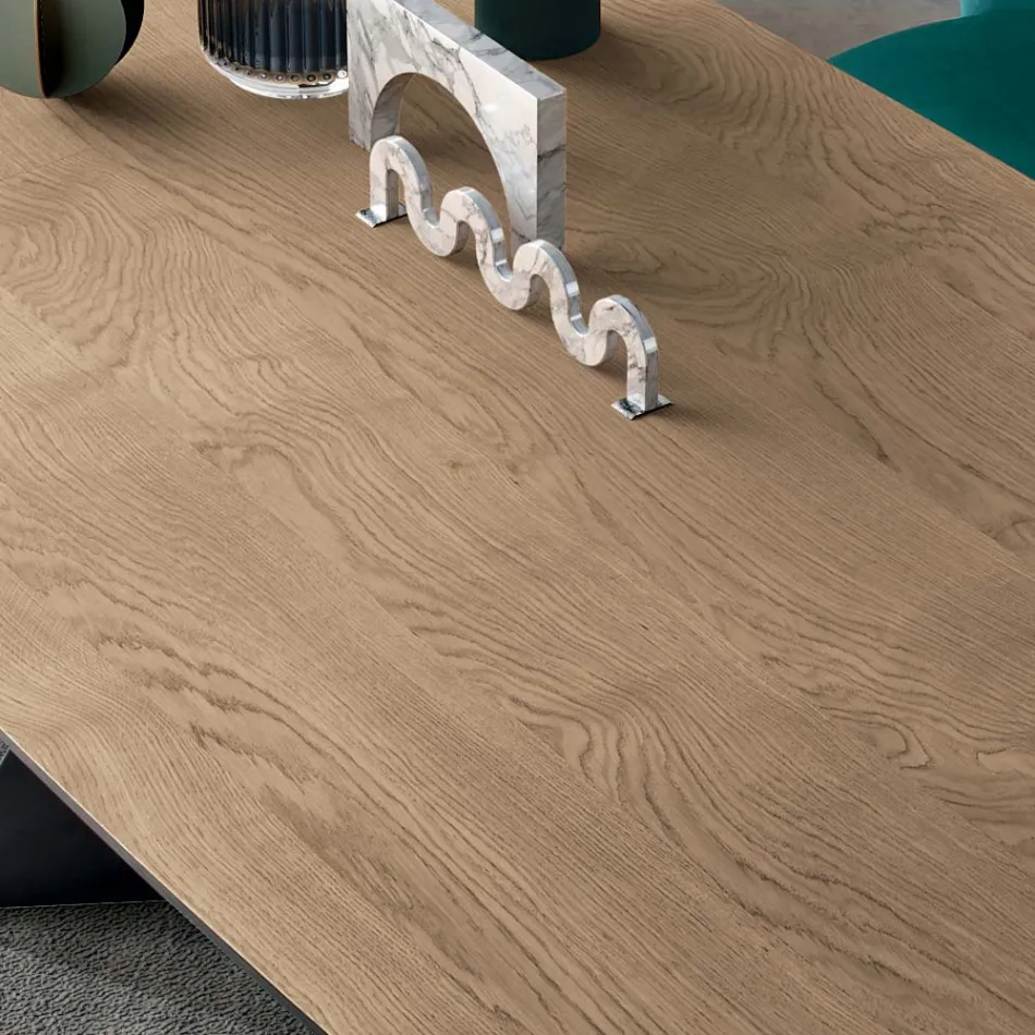 Tavolo Fisso in Rovere Impiallacciato e Base in Metallo Verniciato - Milo Viadurini