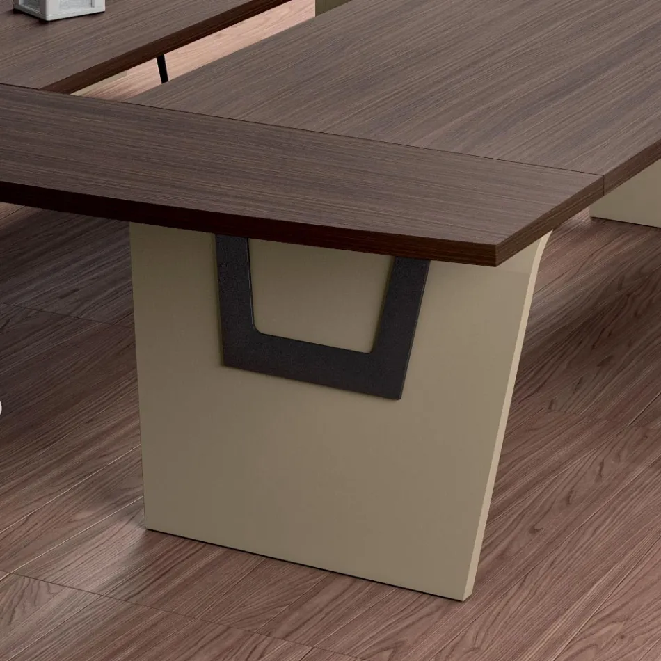 Tavolo meeting in nobilitato di Andrea Stramigioli - Farfalla Viadurini