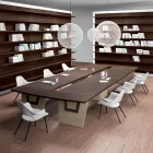 Tavolo meeting in nobilitato di Andrea Stramigioli - Farfalla Viadurini