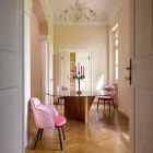 Tavolo Rotondo di Design in Vetro e Frassino Oliato Made in Italy - Madame Viadurini