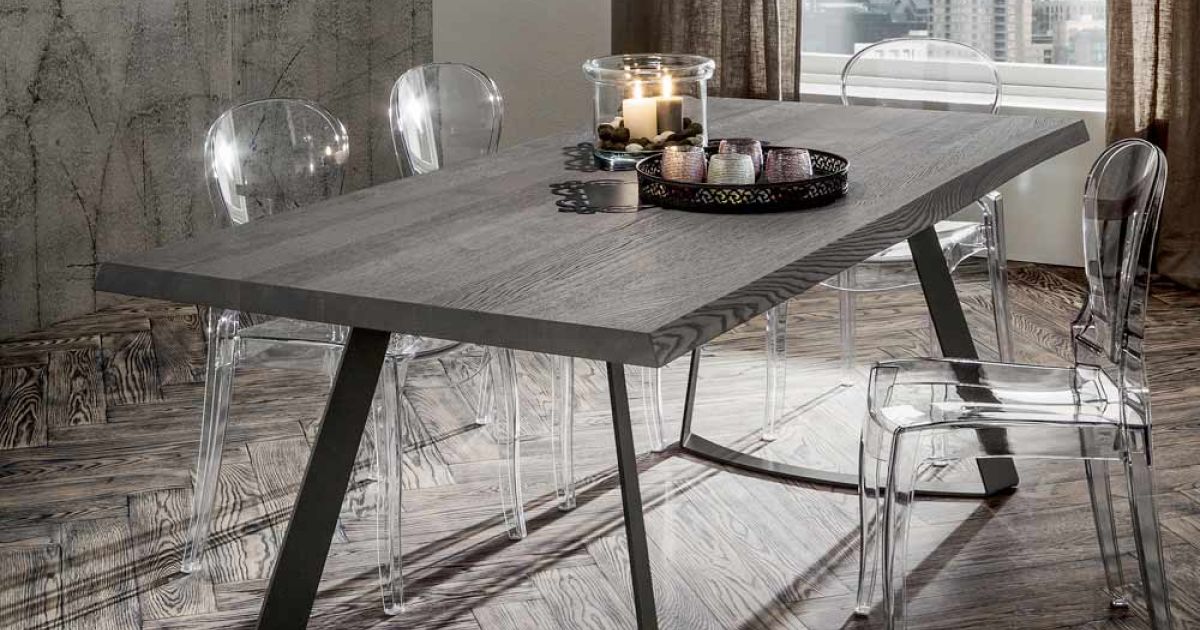 Tavolo in Rovere con Gambe in Metallo Made in Italy, Pregiato