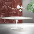 Tavolo Tulip Saarinen H 74 cm in Ceramica Florim Statuario Opaco - Scarlet