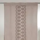 Tenda di Lino Leggero con Organza e Ricamo Gotico al Centro di Lusso - Marinella Viadurini