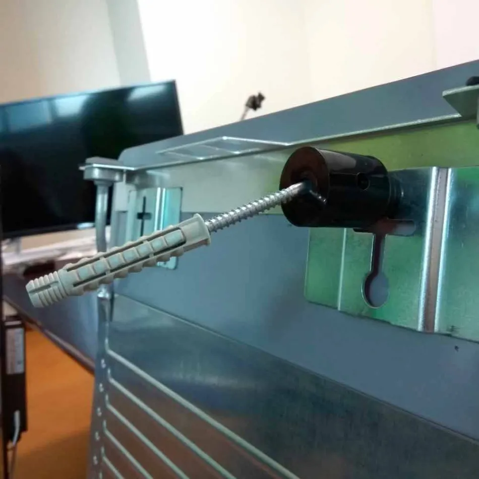 Termoarredo elettrico da parete in vetro temperato Barry Viadurini