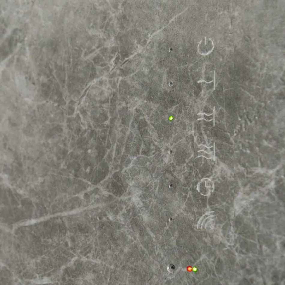 Termoarredo elettrico in vetro temperato, finitura in pietra Jonny Viadurini