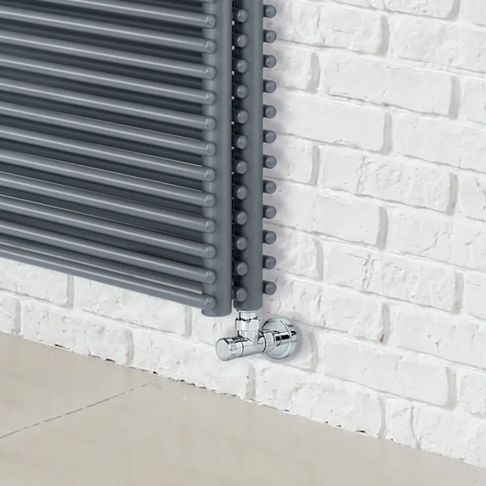 Termoarredo Idraulico in Acciaio con Tripla Sezione di Elementi Made in Italy - Ciambella Viadurini