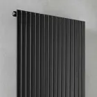 Termoarredo Idraulico Verticale a Parete Design Moderno fino 1224 Watt - Regolo Viadurini