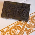 Tovaglia Stampata a Mano di Alto Artigianato Italiano in Cotone e Lino - Marchi Viadurini