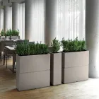 Vaso Decorativo da Interno in Polietilene 2 Misure Made in Italy - Lambo Viadurini