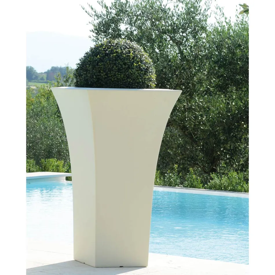 Vaso Fioriera da Giardino in Polietilene Colorato Made in Italy - Tremont Viadurini