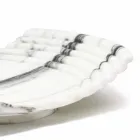 Vassoio Decorativo Curvo in Marmo Arabescato Made in Italy - Clifton Viadurini